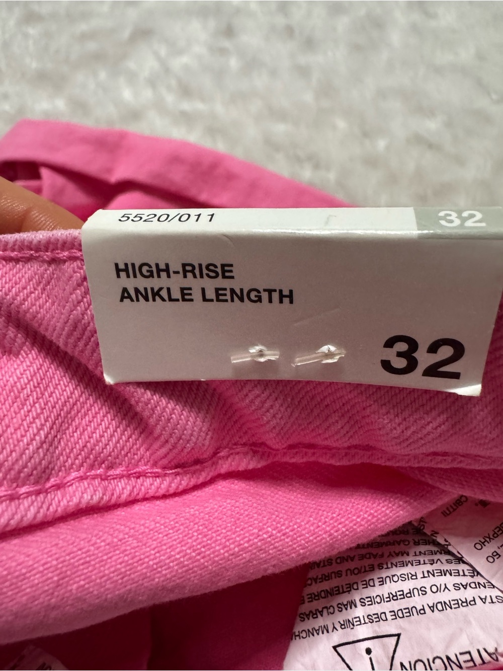 NWT- ZARA High Rise Pink Classic Denim Mom Shorts - Picture 6 of 14